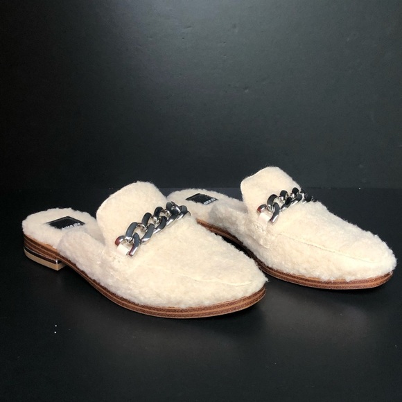 Dolce Vita Pela Chain Slip-on Mule Flats Fleece Sherpa Ivory Silver Size 6 - Picture 1 of 11